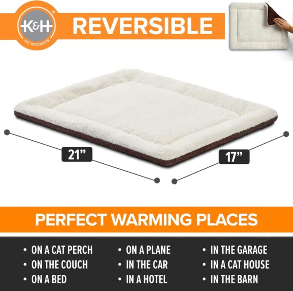 K&H Pet Products Self Warming Cat Bed Pad, Self Heating Thermal Cat and Dog Cat Warmer Mat for Wild and Indoor Cats, Oatmeal/Chocolate, 21 x 17 Inch