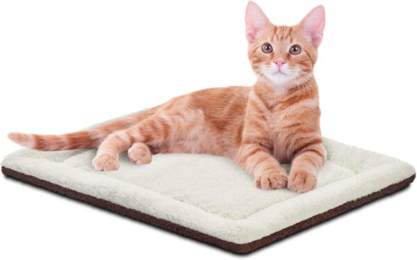 K&H Pet Products Self Warming Cat Bed Pad, Self Heating Thermal Cat and Dog Cat Warmer Mat for Wild and Indoor Cats, Oatmeal/Chocolate, 21 x 17 Inch