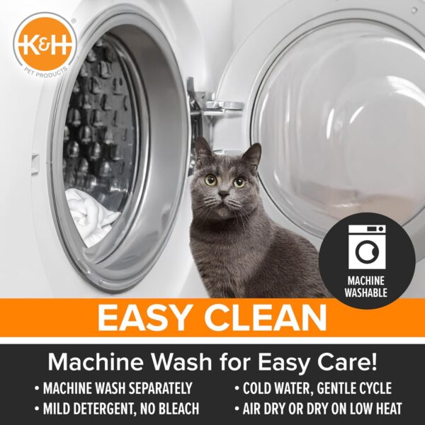 K&H Pet Products Self Warming Cat Bed Pad, Self Heating Thermal Cat and Dog Cat Warmer Mat for Wild and Indoor Cats, Oatmeal/Chocolate, 21 x 17 Inch